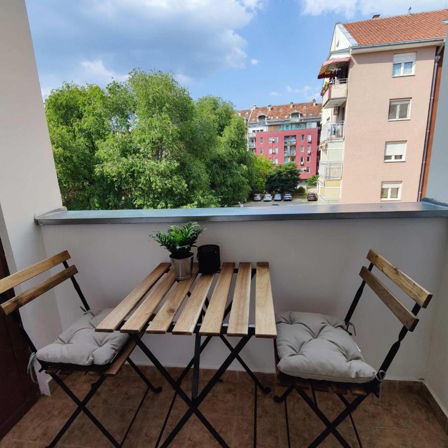 Wicker Park Apartment Novi Sad Buitenkant foto