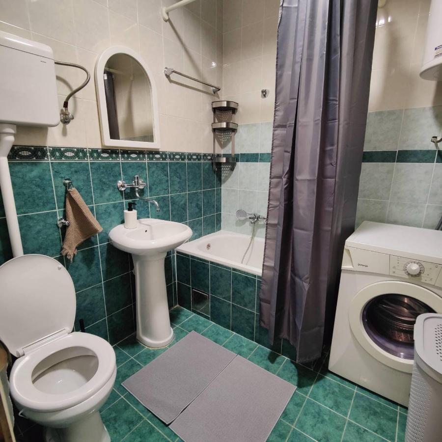 Wicker Park Apartment Novi Sad Buitenkant foto