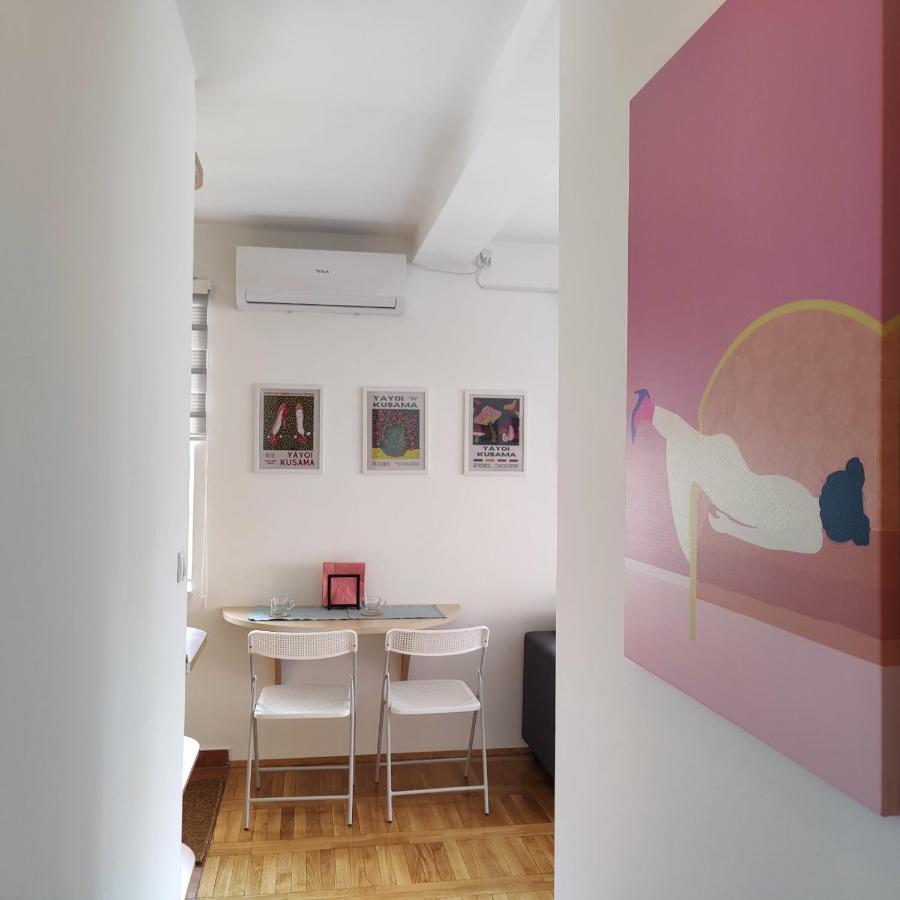 Wicker Park Apartment Novi Sad Buitenkant foto